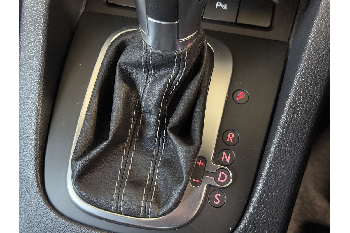 2014 Volkswagen Scirocco R 1S