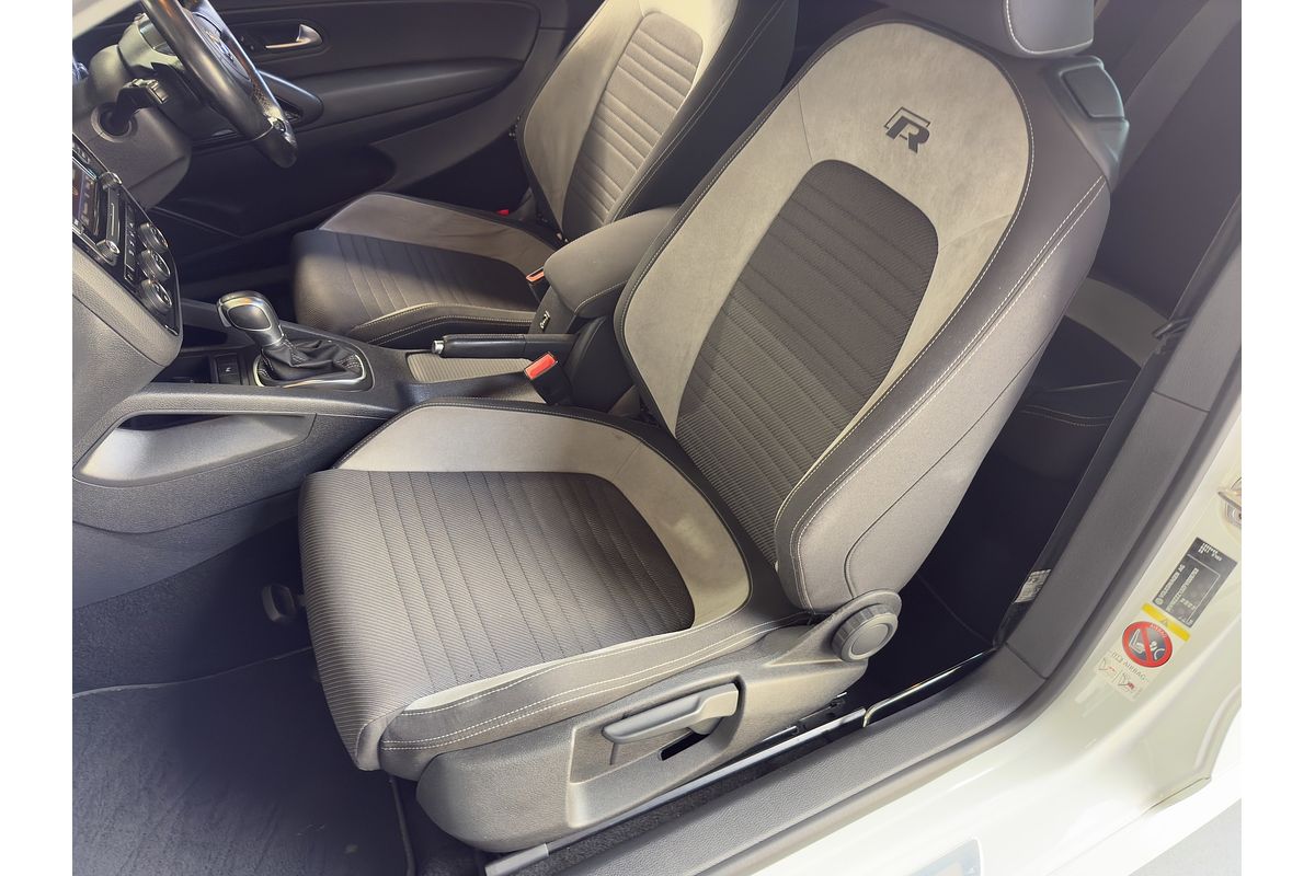 2014 Volkswagen Scirocco R 1S