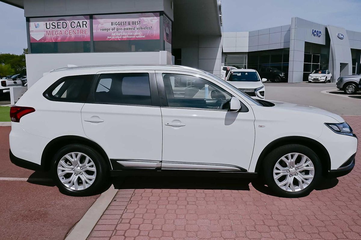 2020 Mitsubishi Outlander ES ZL