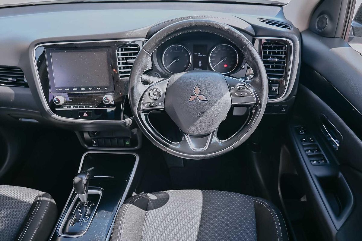 2020 Mitsubishi Outlander ES ZL