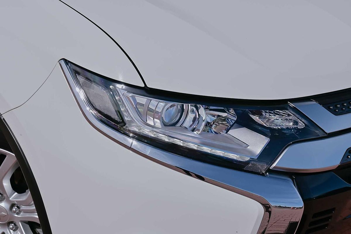 2020 Mitsubishi Outlander ES ZL