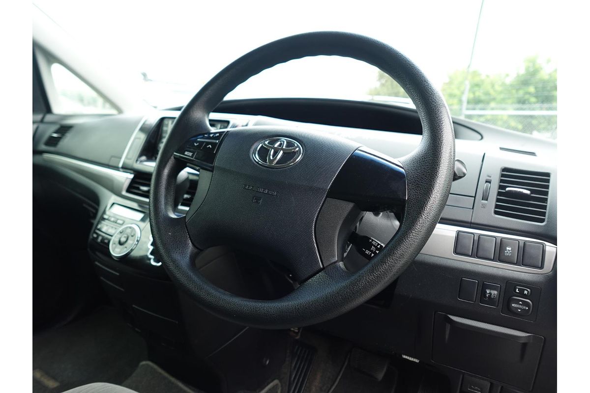 2014 Toyota Tarago GLi ACR50R