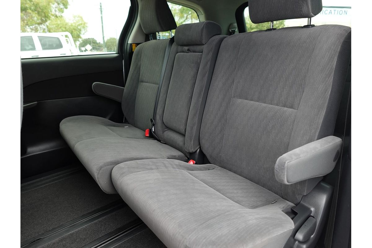 2014 Toyota Tarago GLi ACR50R