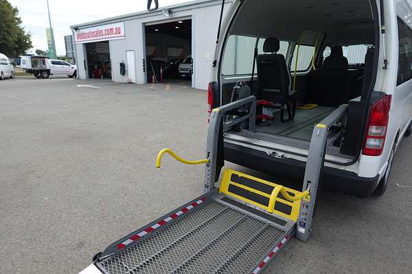 2015 Toyota Hiace Commuter KDH223R