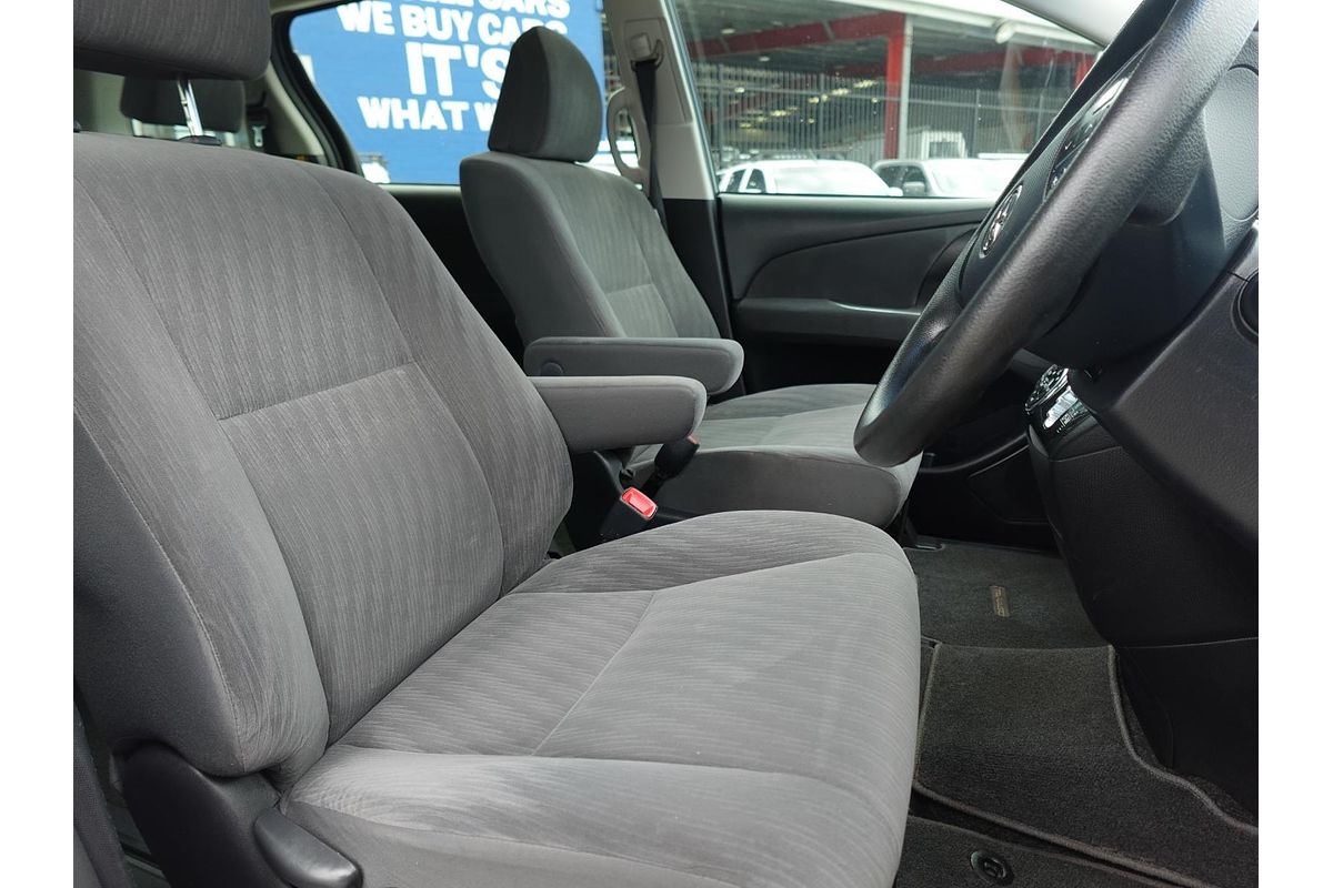2014 Toyota Tarago GLi ACR50R