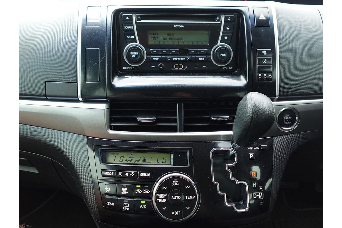 2014 Toyota Tarago GLi ACR50R