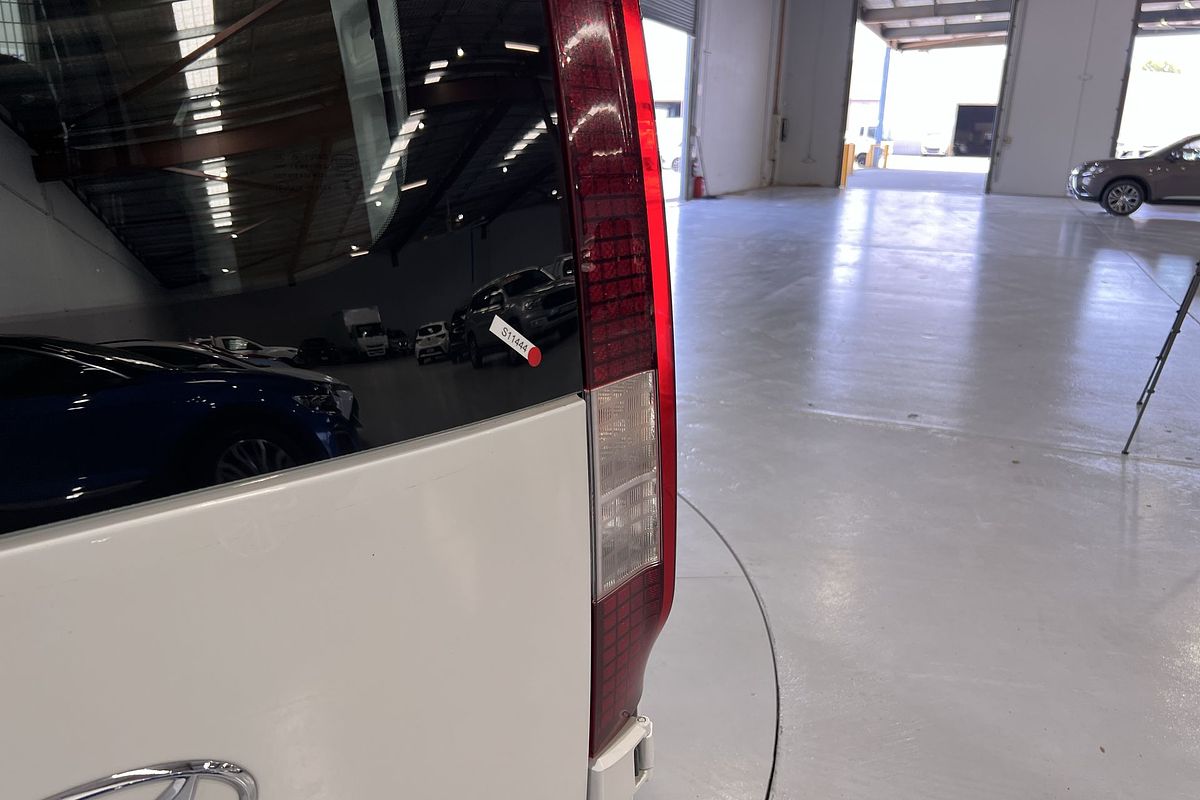 2022 Hyundai STARIA LOAD US4.V1