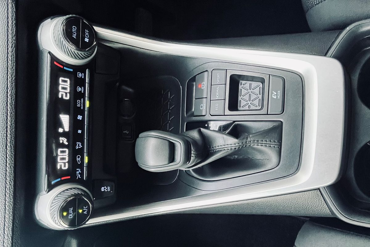2021 Toyota RAV4 GX AXAH52R
