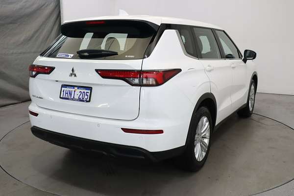 2021 Mitsubishi Outlander ES ZM