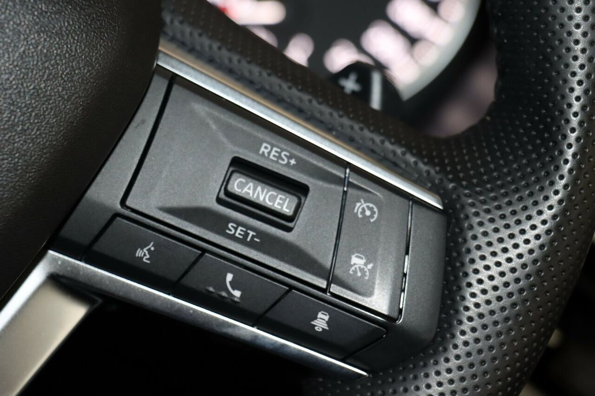 2023 Mitsubishi Outlander LS ZM