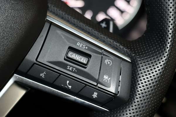 2023 Mitsubishi Outlander LS ZM