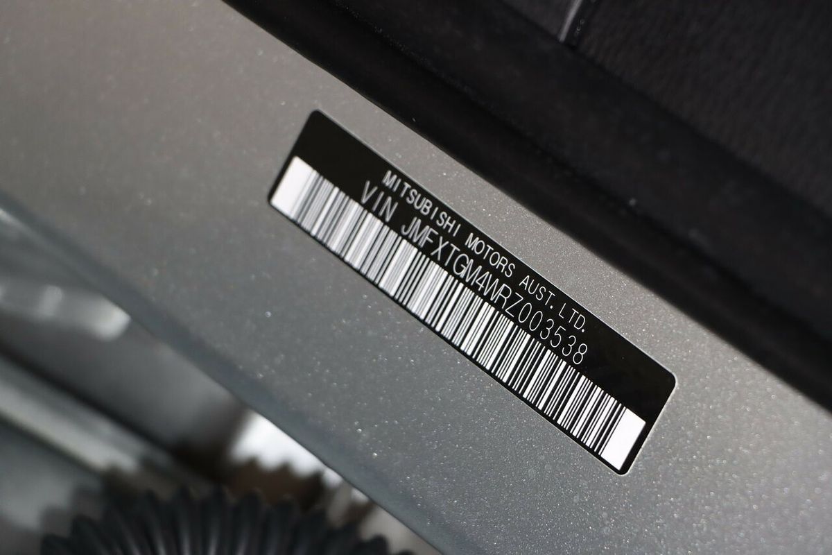 2023 Mitsubishi Outlander LS ZM