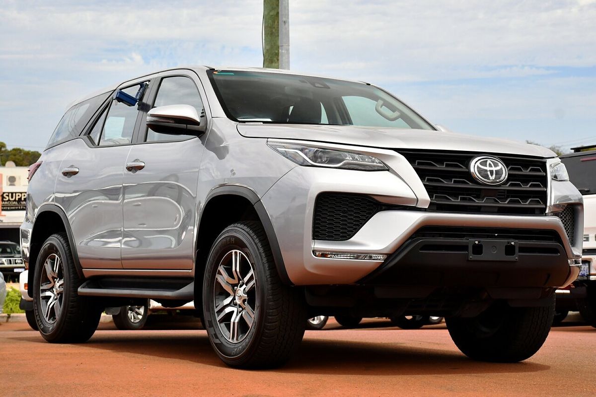 2023 Toyota Fortuner GX GUN156R