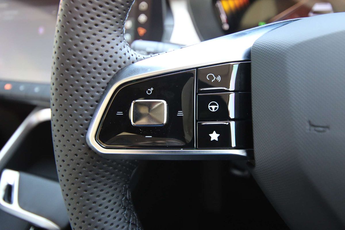 2024 MG ZS Essence Hybrid+ ZS32