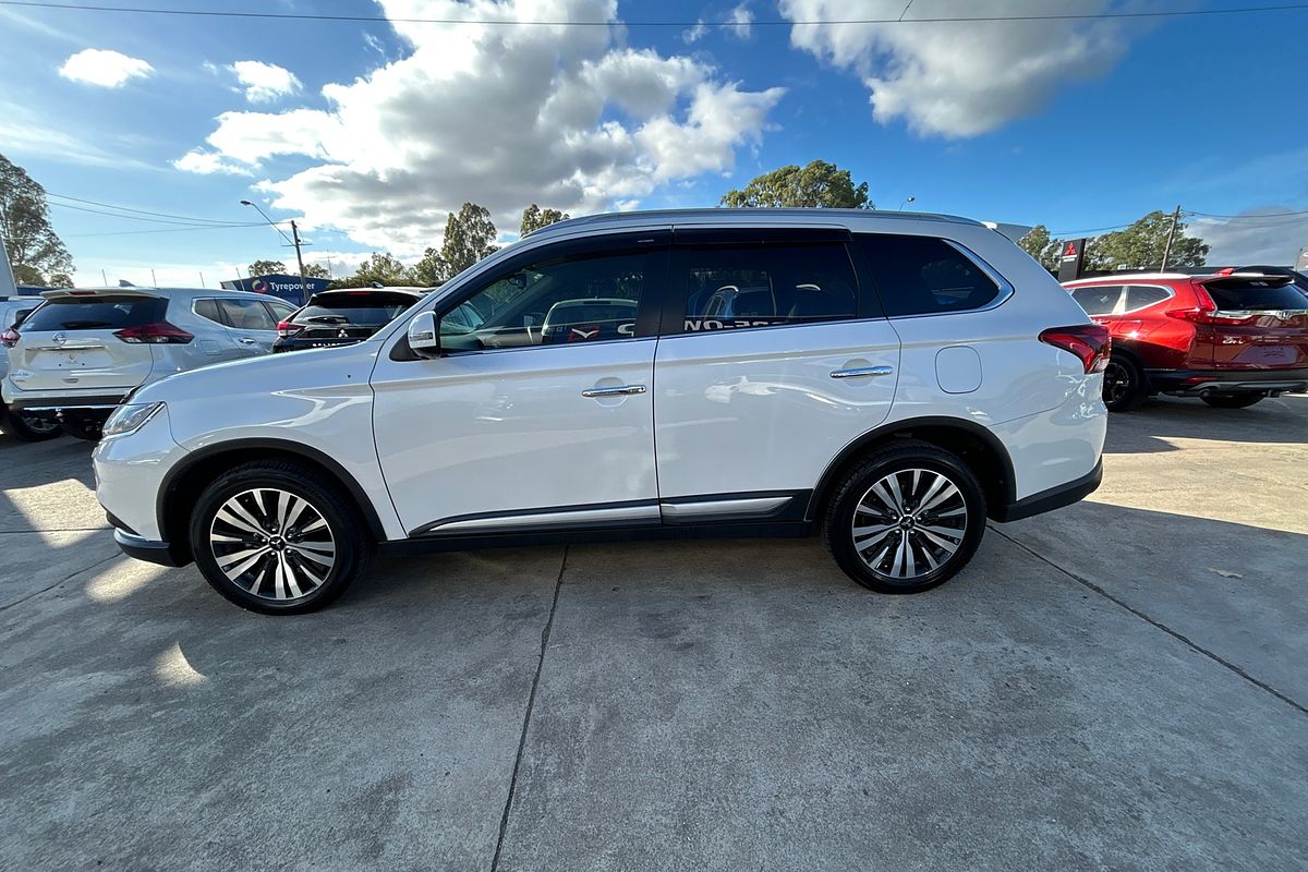 2018 Mitsubishi Outlander Exceed ZL