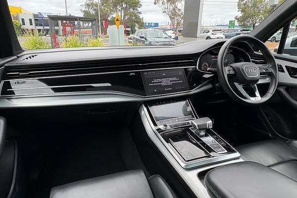 2022 Audi Q7 55 TFSI S line 4M