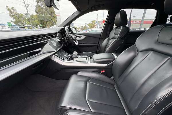 2022 Audi Q7 55 TFSI S line 4M