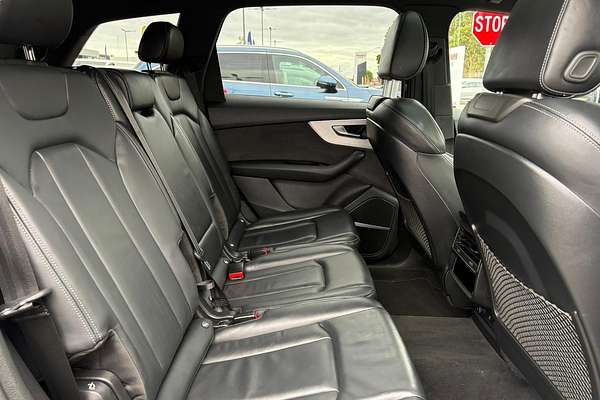 2022 Audi Q7 55 TFSI S line 4M