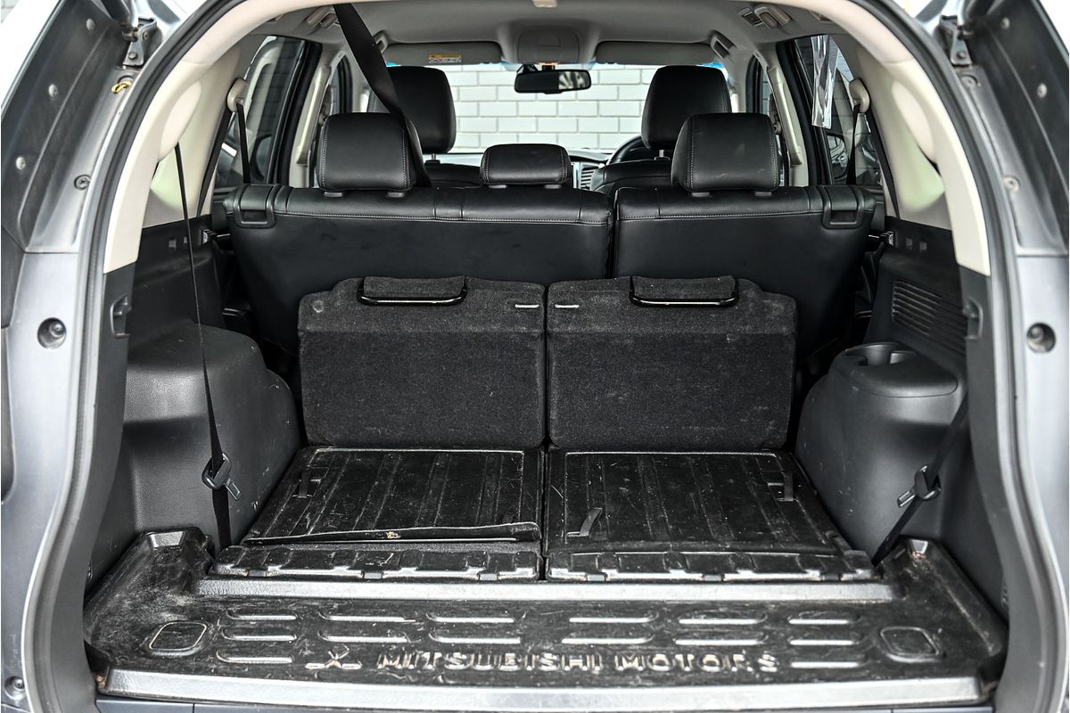 2017 Mitsubishi Pajero Sport Exceed QE