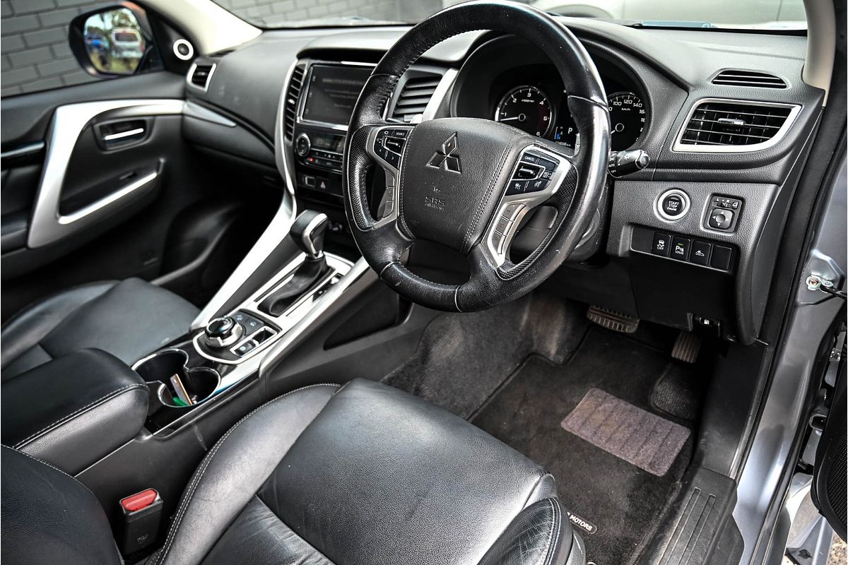 2017 Mitsubishi Pajero Sport Exceed QE