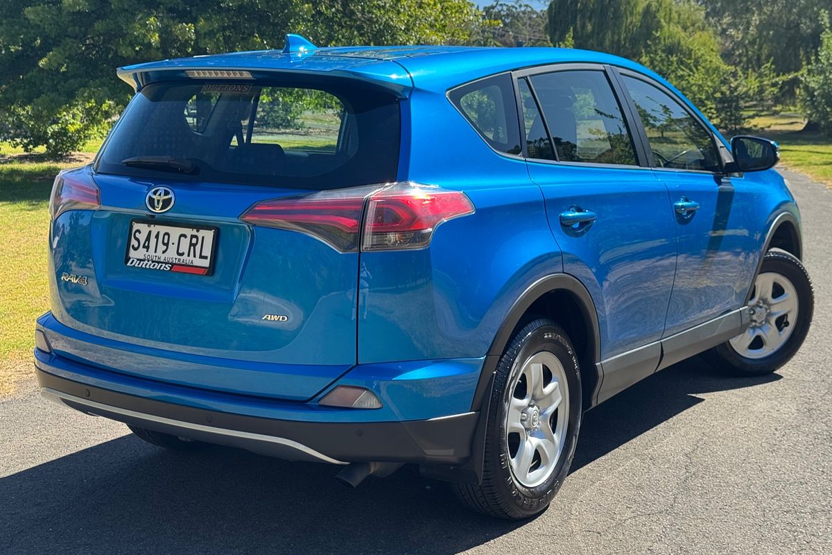 2018 Toyota RAV4 GX ASA44R