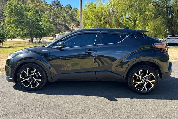 2017 Toyota C-HR Koba NGX50R