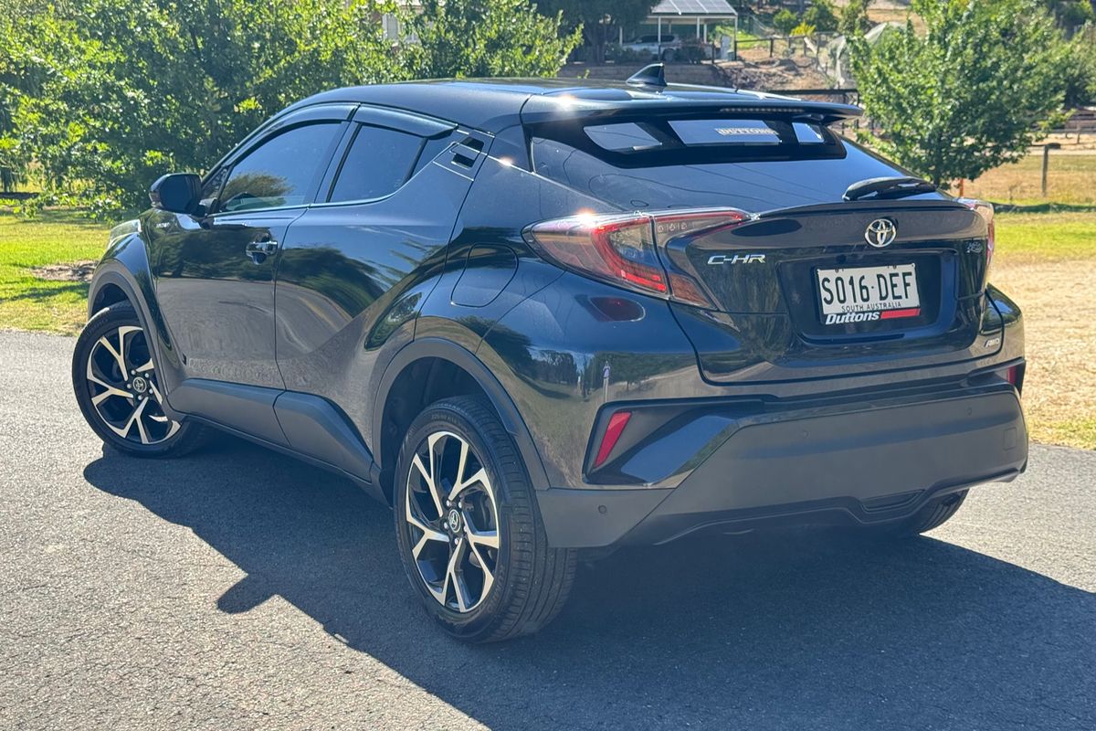 2017 Toyota C-HR Koba NGX50R