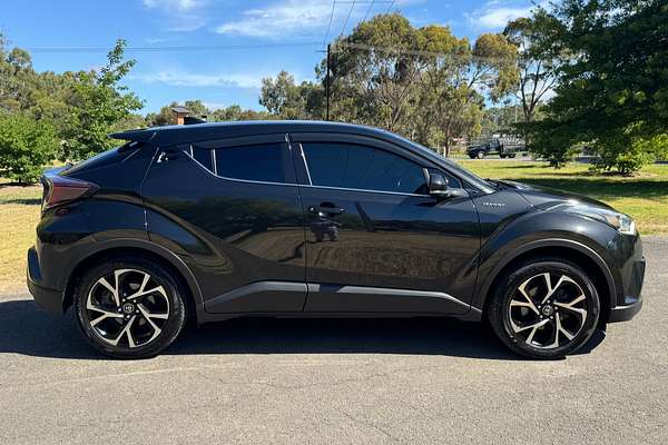 2017 Toyota C-HR Koba NGX50R