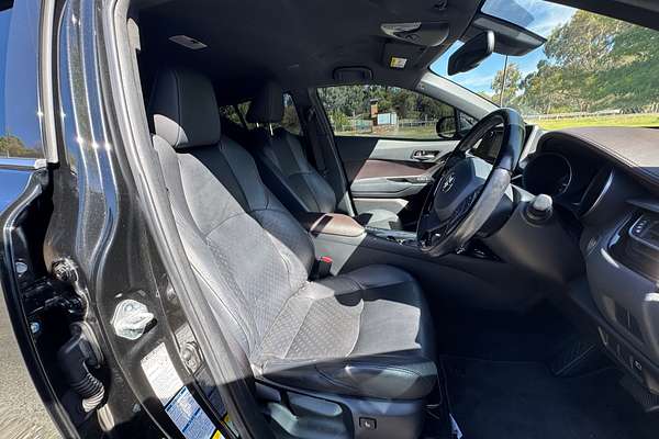 2017 Toyota C-HR Koba NGX50R