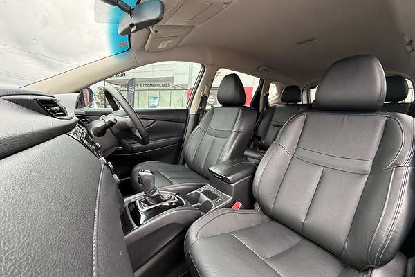 2021 Nissan X-TRAIL ST-L T32
