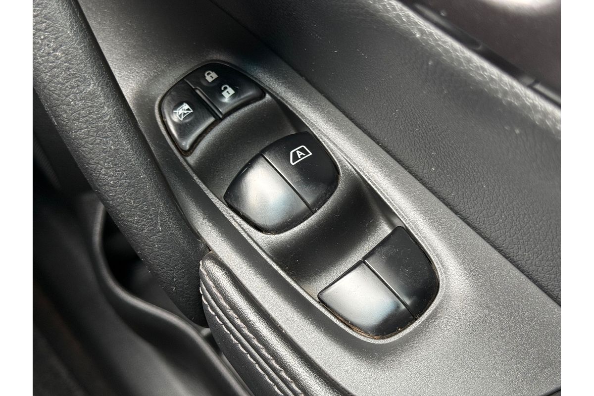 2021 Nissan X-TRAIL ST-L T32