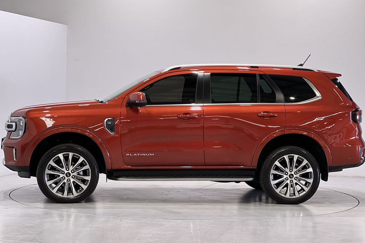 2022 Ford Everest Platinum