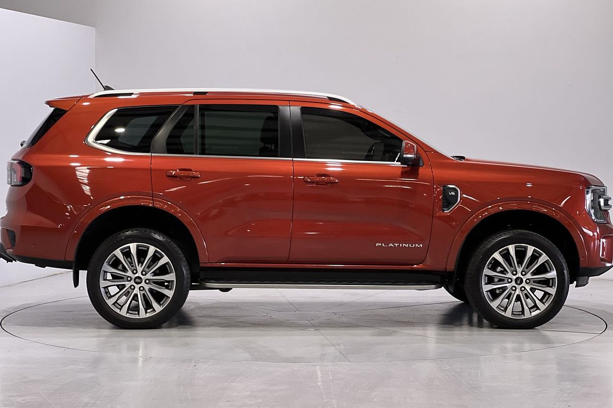 2022 Ford Everest Platinum