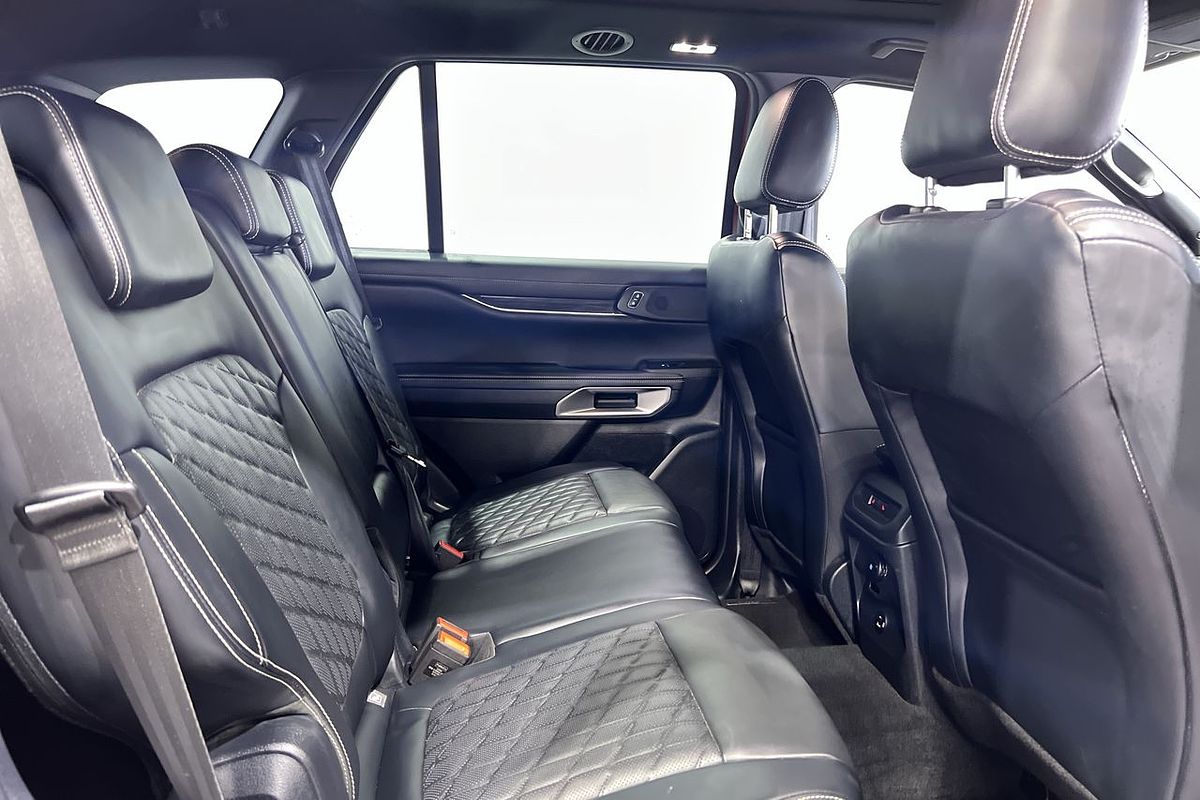 2022 Ford Everest Platinum