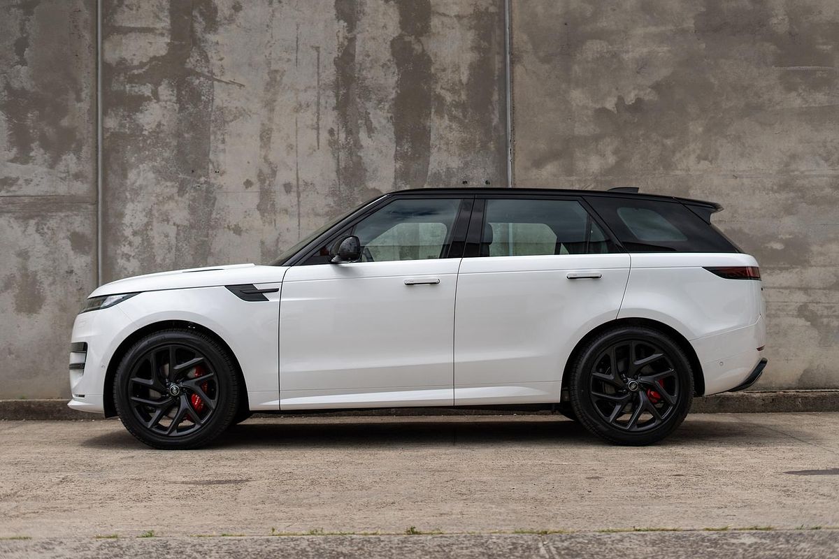 2024 Land Rover Range Rover Sport D300 Dynamic SE L461