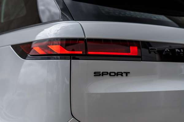 2024 Land Rover Range Rover Sport D300 Dynamic SE L461