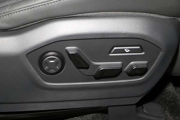 2024 Hyundai Santa Fe Hybrid Calligraphy MX5.V1