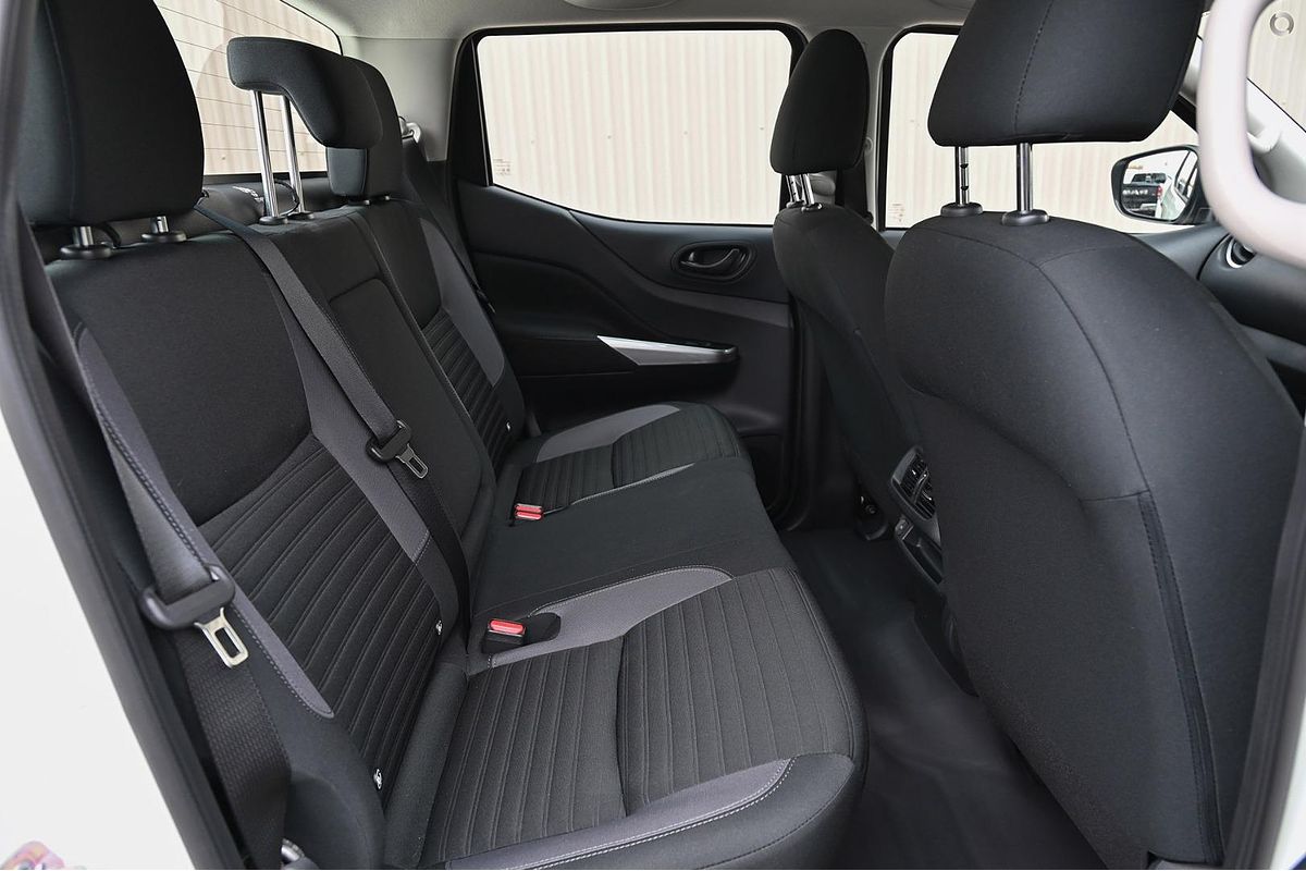 2023 Nissan Navara SL D23 Rear Wheel Drive