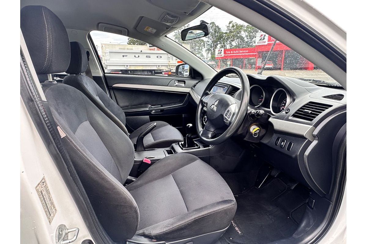 2014 Mitsubishi Lancer ES Sport CJ