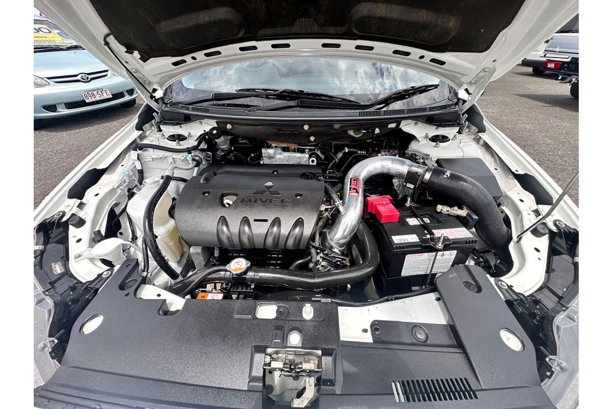 2014 Mitsubishi Lancer ES Sport CJ