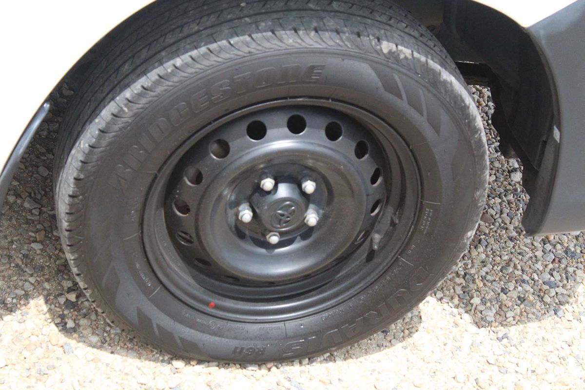 2018 Toyota Hilux Workmate TGN121R Rear Wheel Drive