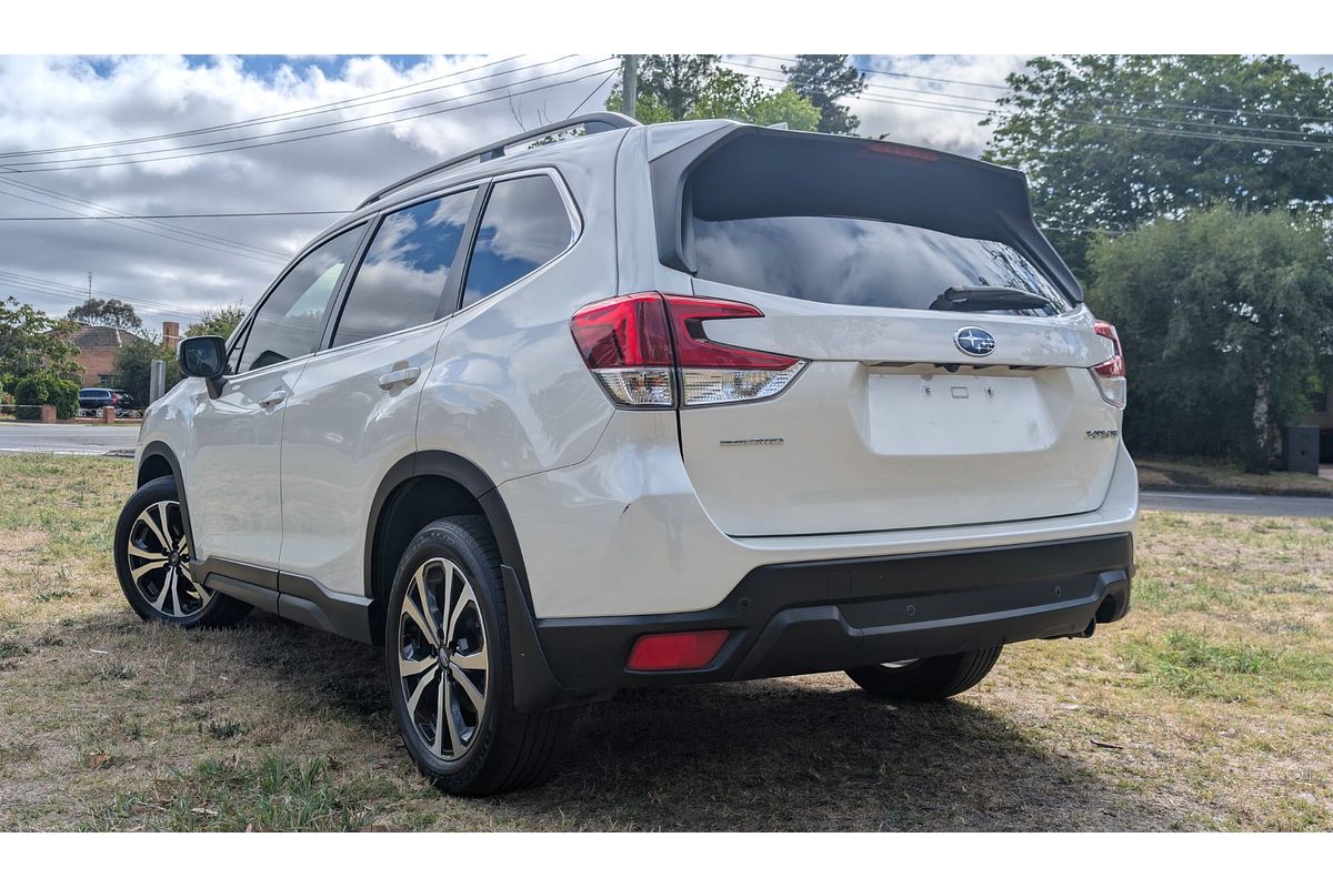 2021 Subaru Forester 2.5i Premium S5