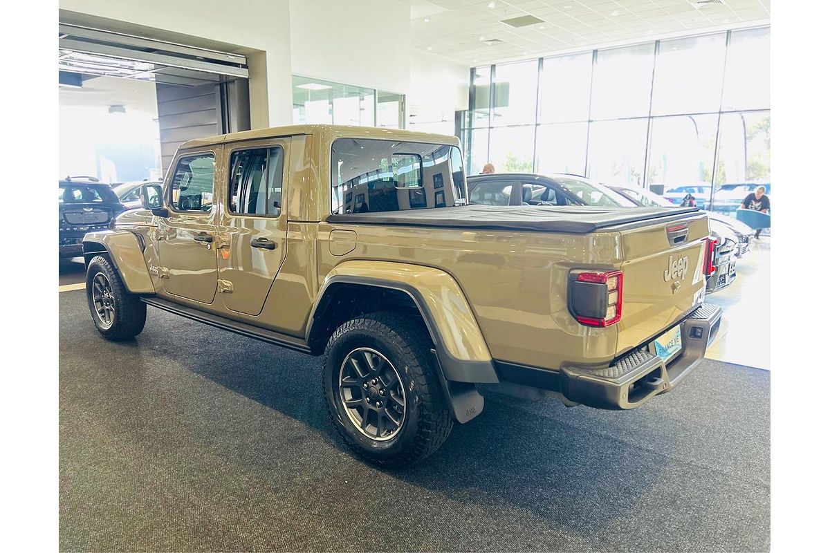 2020 Jeep Gladiator Overland JT All Wheel Drive