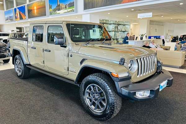 2020 Jeep Gladiator Overland JT All Wheel Drive