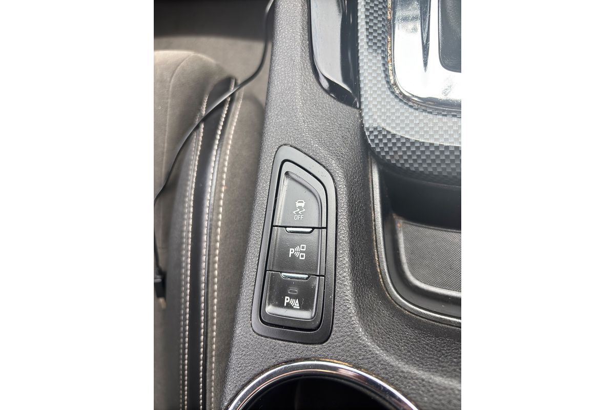 2014 Holden Commodore SV6 VF