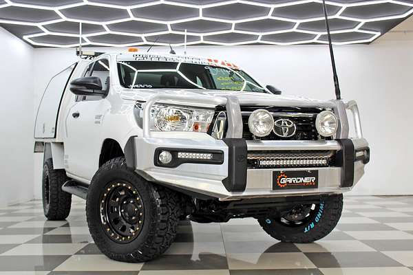 2019 Toyota Hilux SR GUN126R 4X4