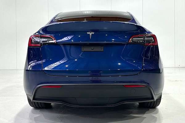 2022 Tesla Model Y Rear-Wheel Drive