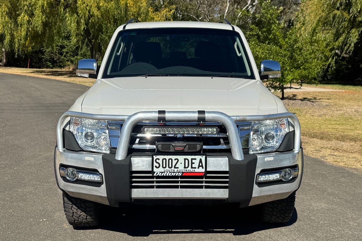 2017 Mitsubishi Pajero GLS NX