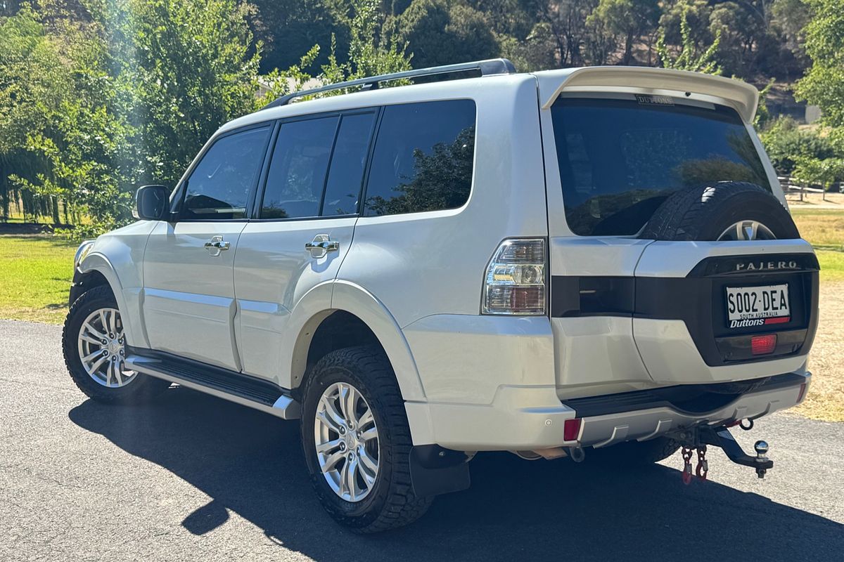 2017 Mitsubishi Pajero GLS NX