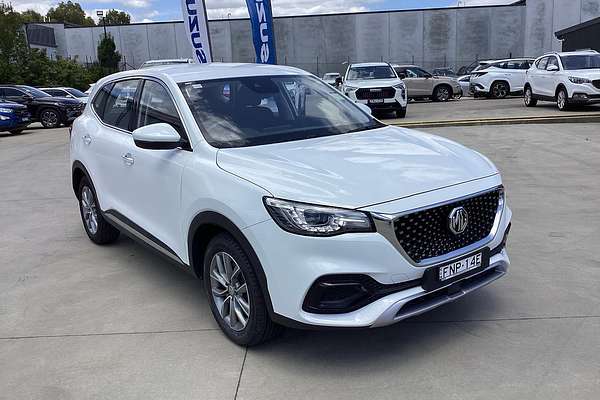 2022 MG HS Core SAS23
